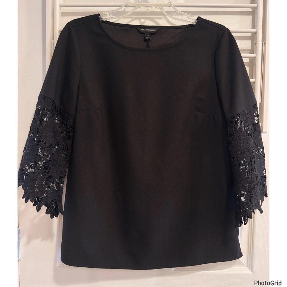 Banana Republic Black Top Crochet Sleeves Whimsigoth Rock Groupie Chic